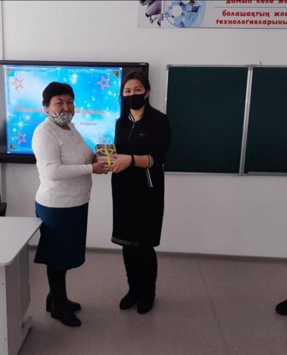 А. С. Бабланованың ұйымдастыруымен  "Мектепке кітап сыйла" акциясы