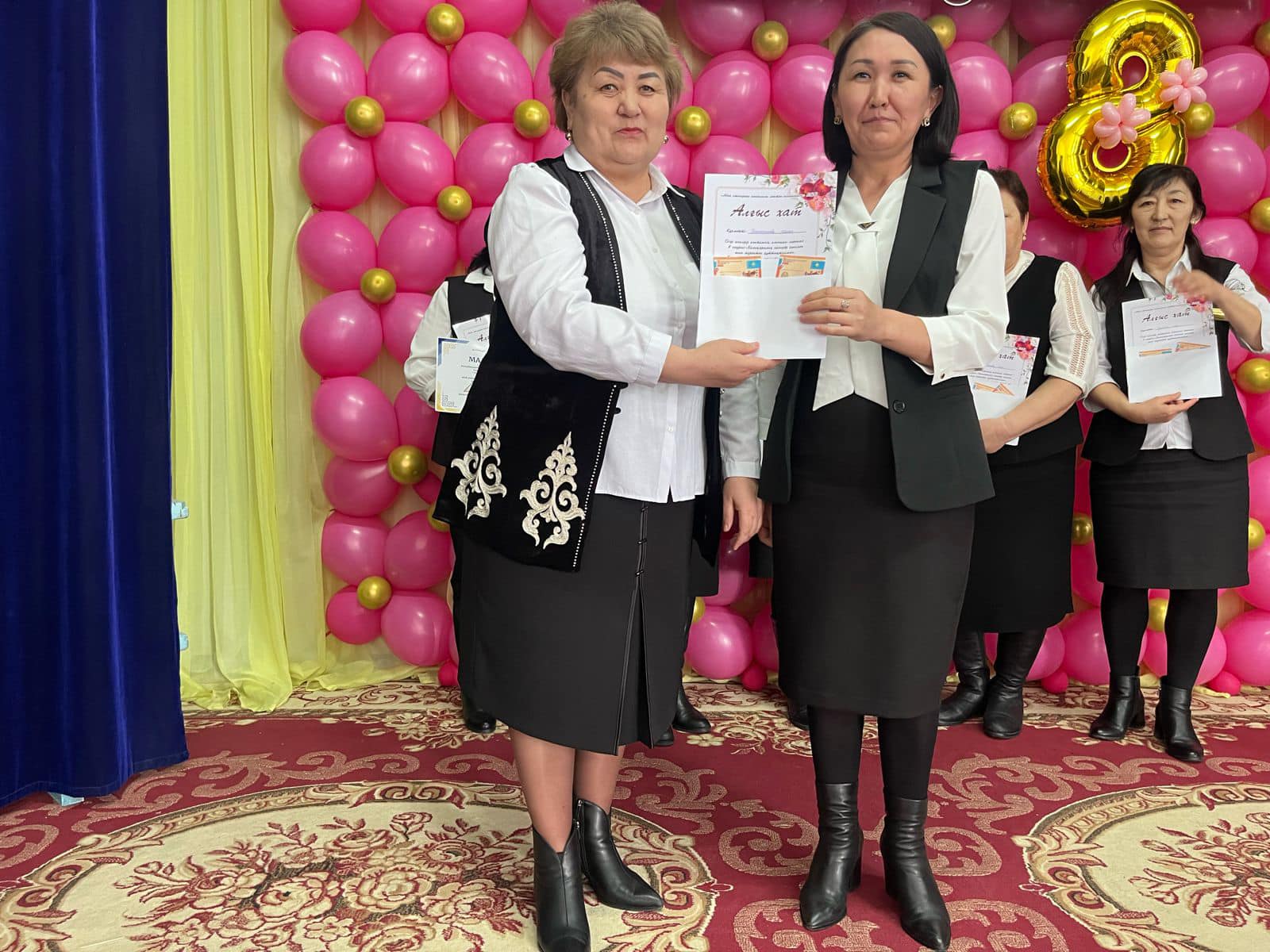 2023 жылдың 7 наурыз күні 8 наурыз  - Халықаралық  әйелдер күні мерекесіне орай мектебіміздің ер мұғалімдері мерекелік кеш ұйымдастырды